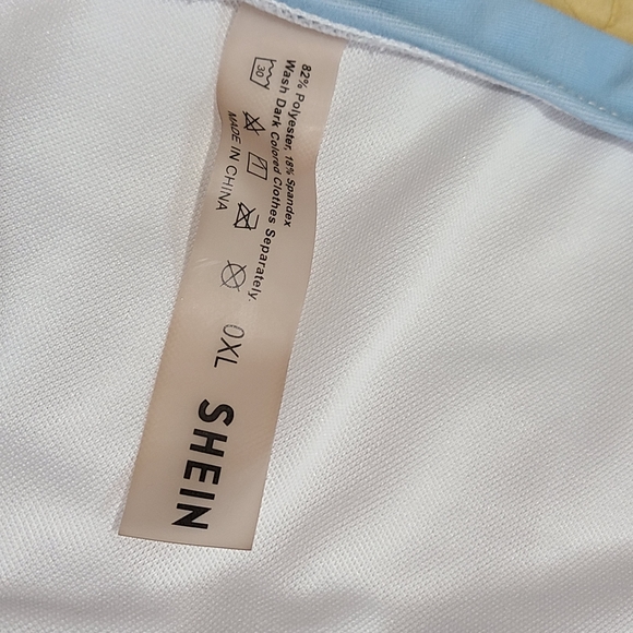 Shein bikini bottoms with pearl accent size XL - Picture 2 of 3